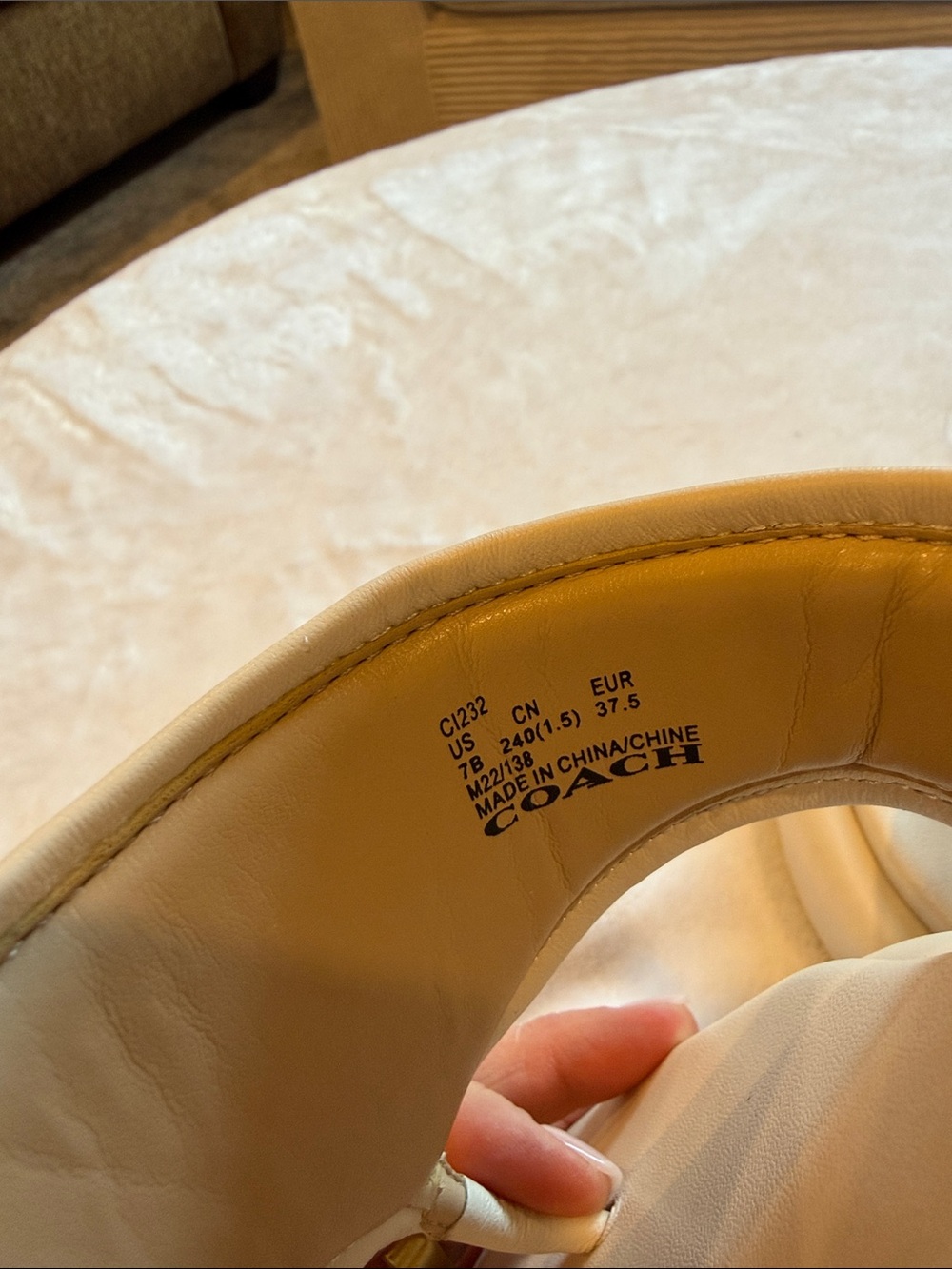 Coach Cream Platform Thong Sandals with Gold 'C' Accent - Picture 5 of 9